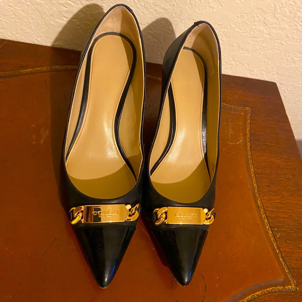 Coach Bowery glove leather kitten heel pump